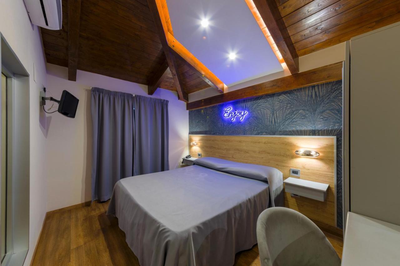 Hotel Vogue 리콜라 외부 사진
